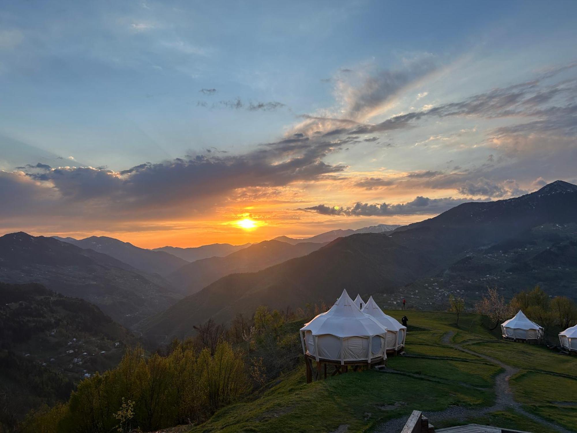 Luxuszelt Glamping Tago *